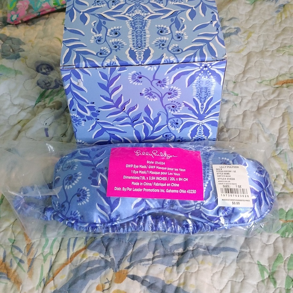 Lilly Pulitzer Mug And Sleep Mask - Picture 4 of 4